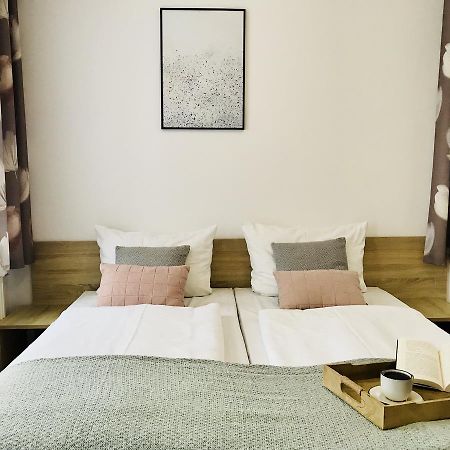 Azalia Bed & Breakfast Ustronie Morskie Exterior foto