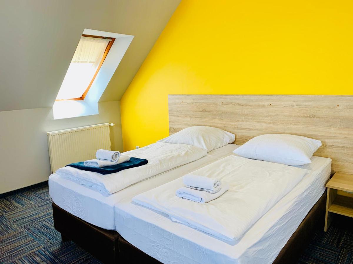 Azalia Bed & Breakfast Ustronie Morskie Exterior foto