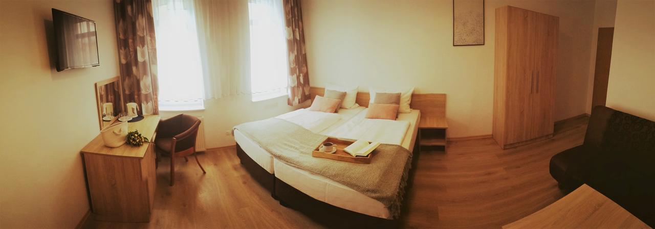Azalia Bed & Breakfast Ustronie Morskie Exterior foto