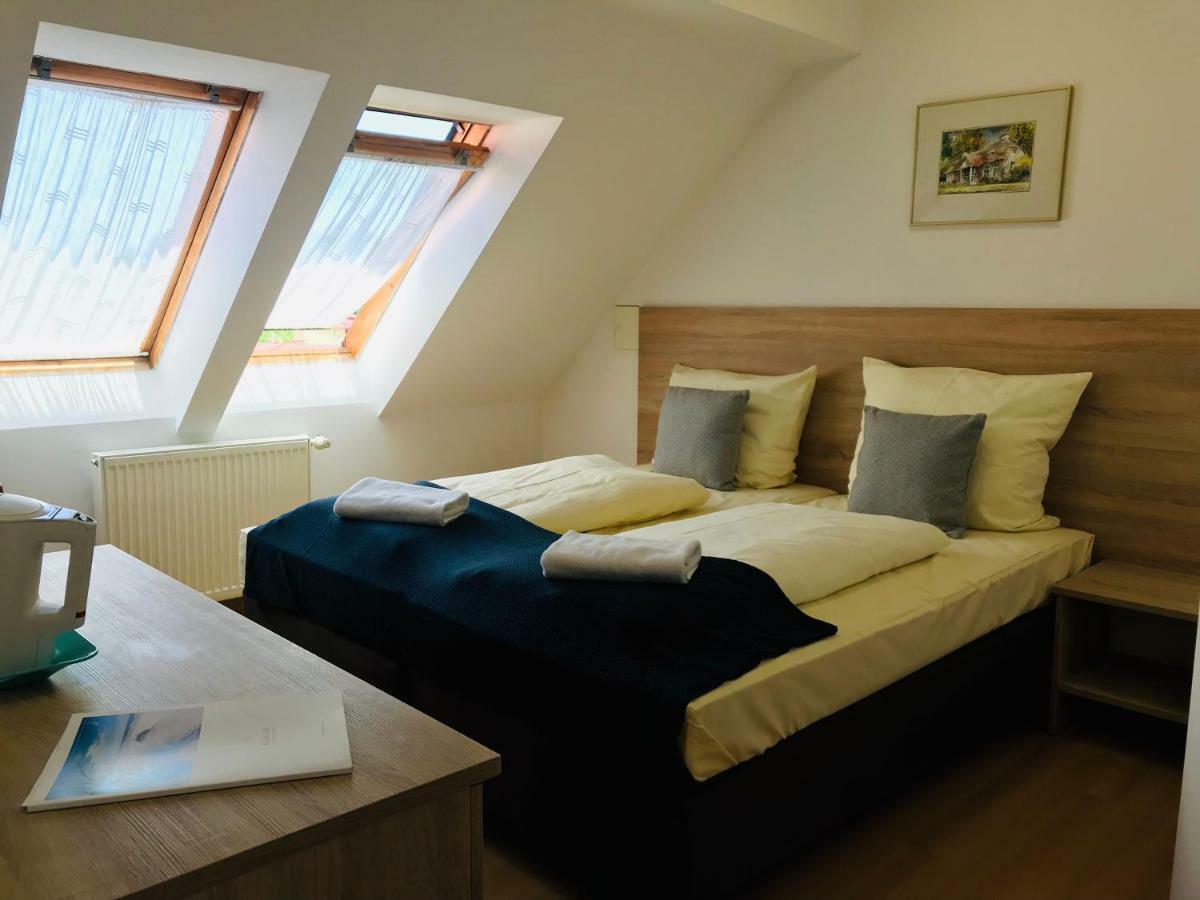 Azalia Bed & Breakfast Ustronie Morskie Exterior foto