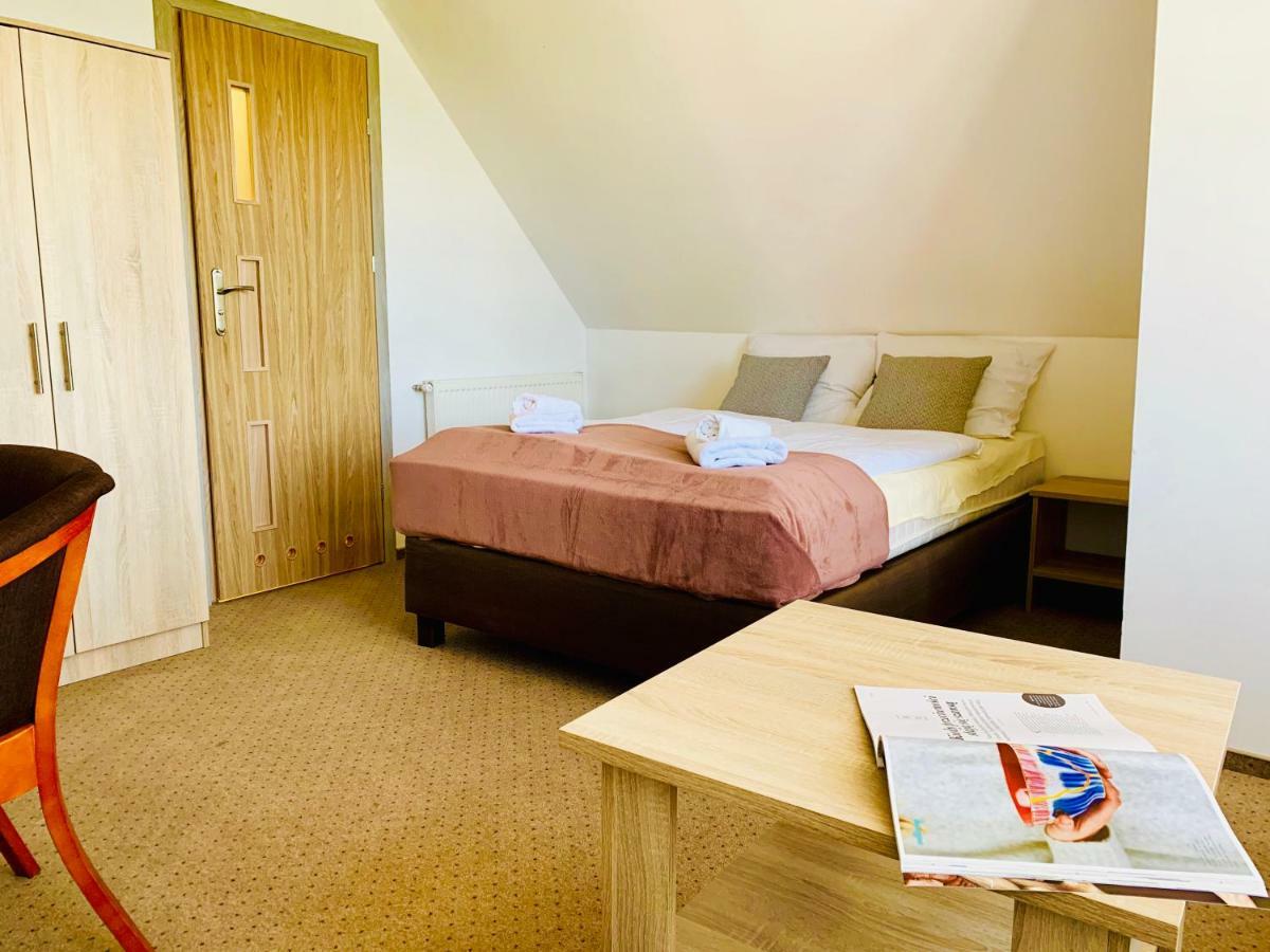 Azalia Bed & Breakfast Ustronie Morskie Exterior foto