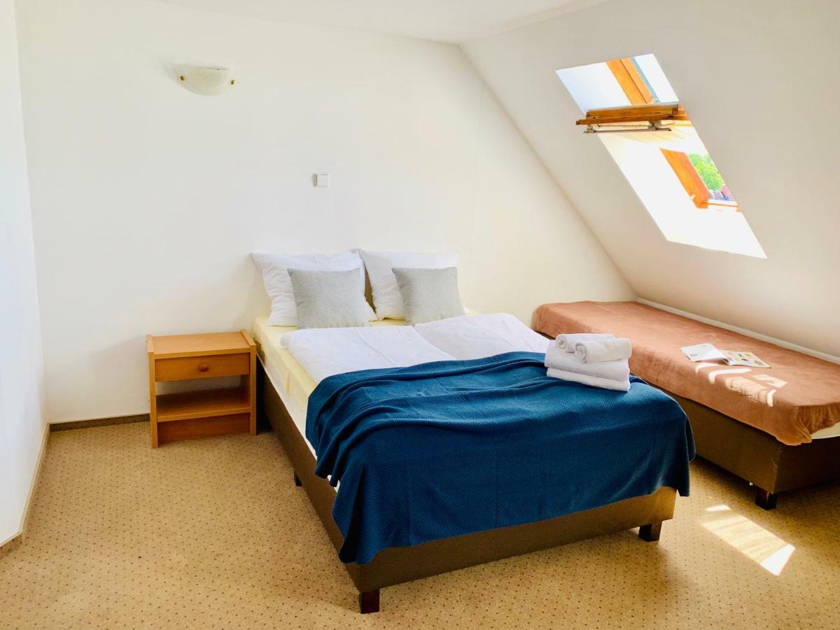 Azalia Bed & Breakfast Ustronie Morskie Exterior foto