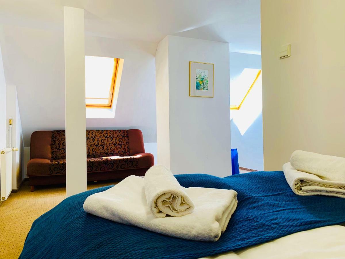 Azalia Bed & Breakfast Ustronie Morskie Exterior foto